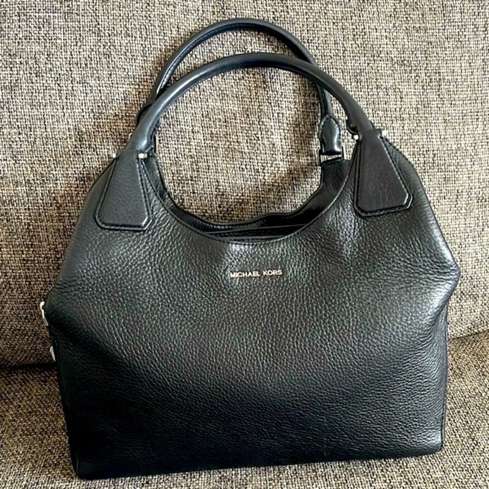 Black Michael Kors Shoulder Bag